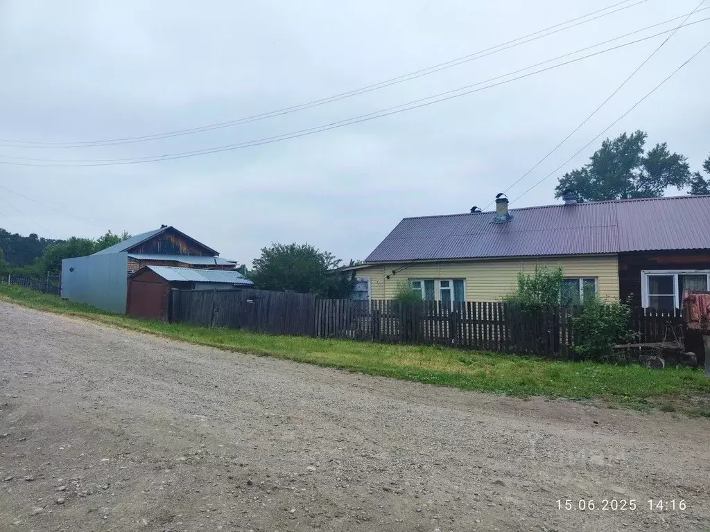 2-к кв. Свердловская область, Первоуральск муниципальный округ, пос. ... - Фото 1