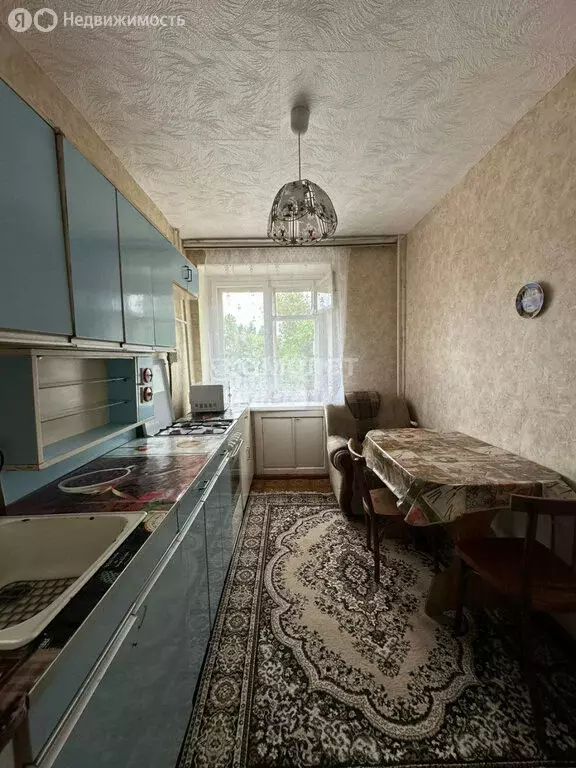 2-комнатная квартира: Омск, посёлок Амурский, Алтайская улица, 44 ... - Фото 2