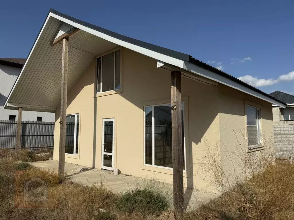 Дом в Крым, Сакский район, Уютненское с/пос, Приморье садовое ... - Фото 0