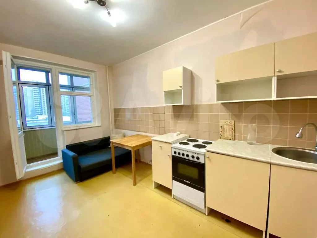 2-к. квартира, 55 м, 3/9 эт. - Фото 0