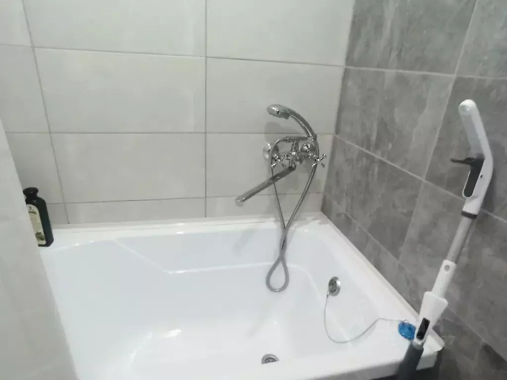 Студия Красноярский край, Красноярск Парашютная ул., 23 (15.0 м) - Фото 1