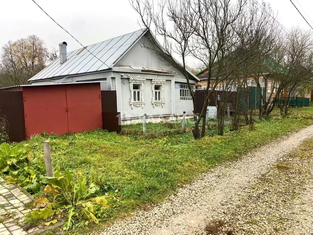 Дом в Калужская область, Дзержинский муниципальный округ, Полотняный ... - Фото 1