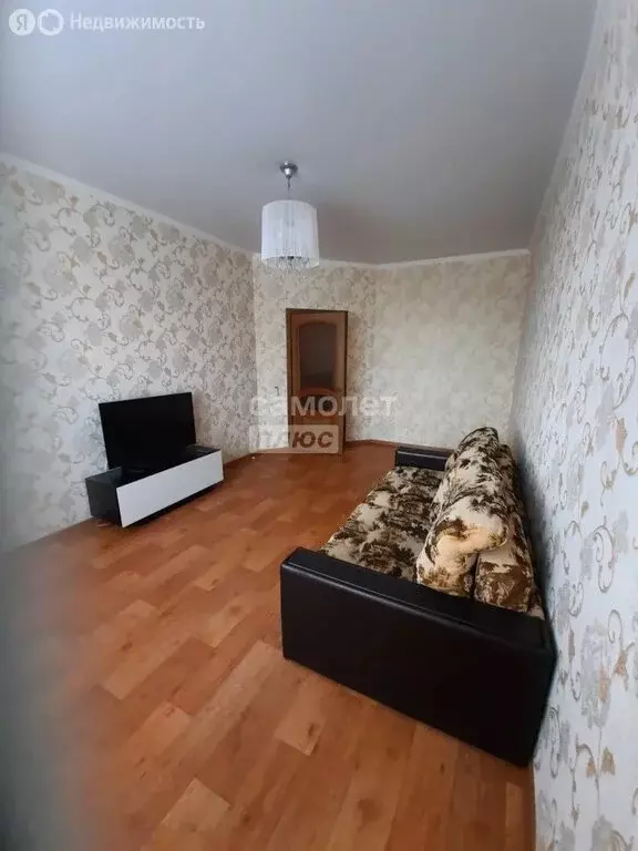 1-комнатная квартира: Омск, улица Красный Путь, 101к2 (39.8 м) - Фото 2