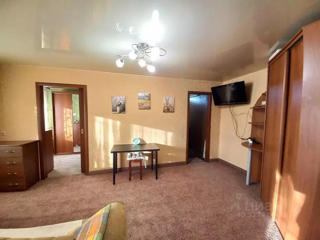 2-к кв. Свердловская область, Екатеринбург ул. Солнечная, 35 (43.9 м) - Фото 2