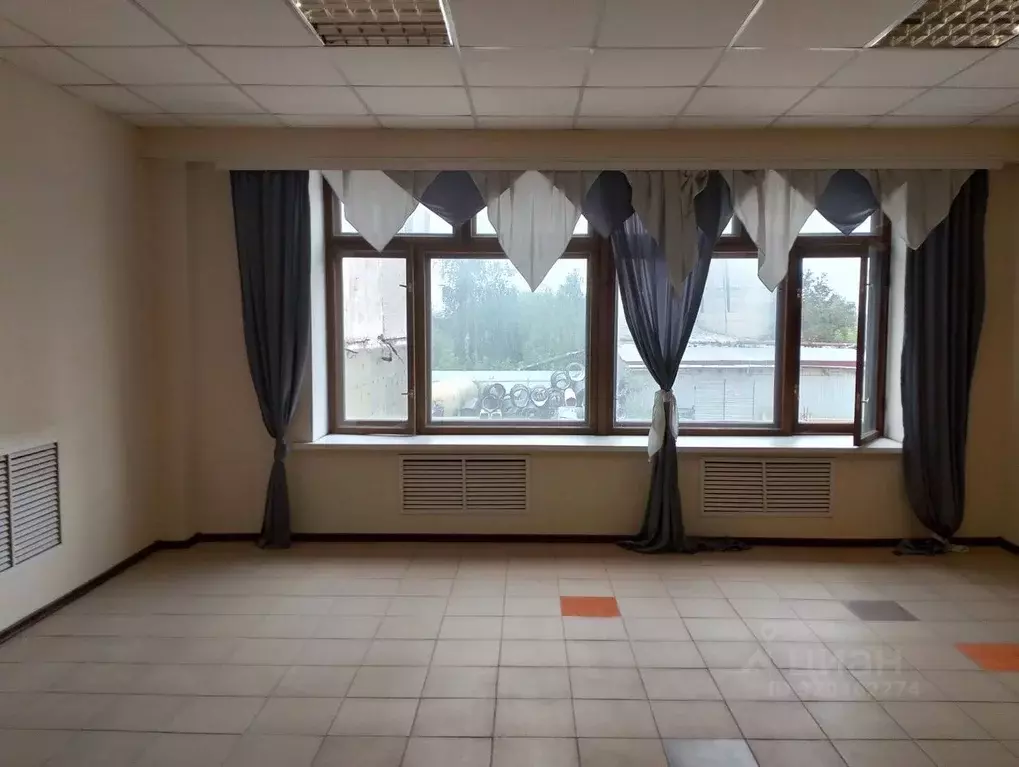 Офис в Владимирская область, Владимир Почаевская ул., с41 (400 м) - Фото 1