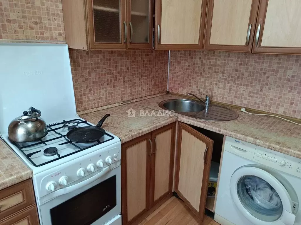 3-к кв. Владимирская область, Владимир ул. Алябьева, 18 (60.0 м) - Фото 2