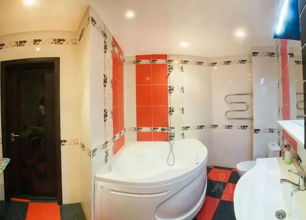 1-к кв. Татарстан, Казань ул. Адоратского, 4 (70.0 м) - Фото 2