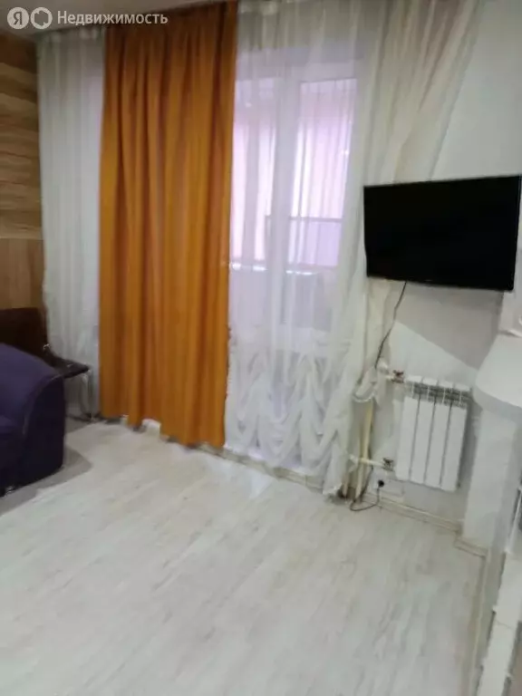 1-комнатная квартира: Красноярск, улица Карамзина, 16 (36 м) - Фото 1