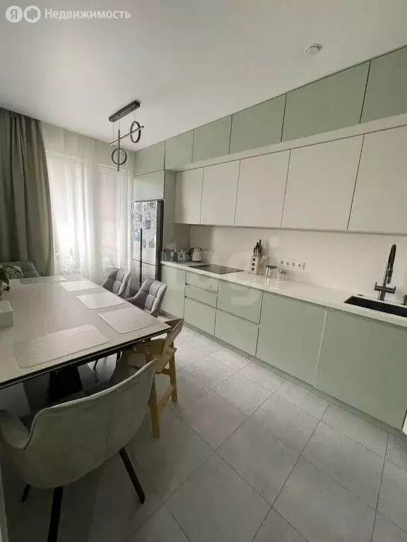 3-комнатная квартира: Одинцово, улица Маршала Бирюзова, 7к1 (80 м) - Фото 0