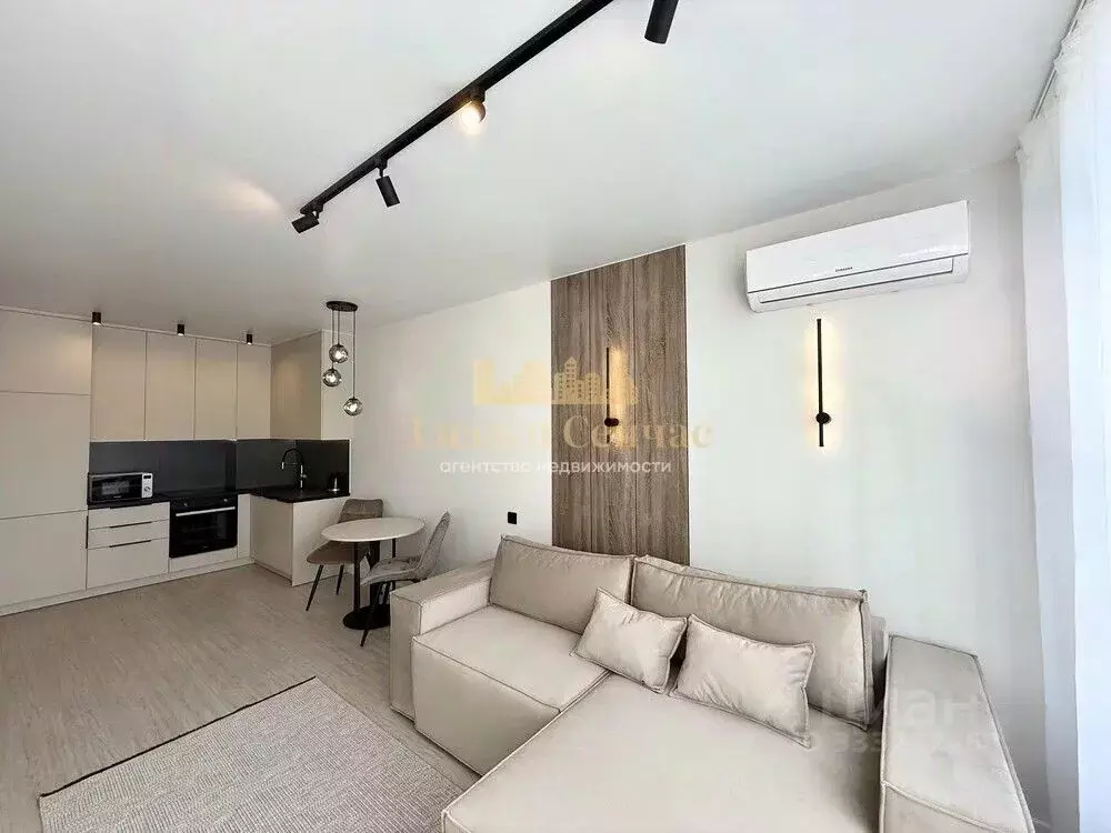 1-к кв. Татарстан, Казань ул. Родины, 26Е (43.0 м) - Фото 1