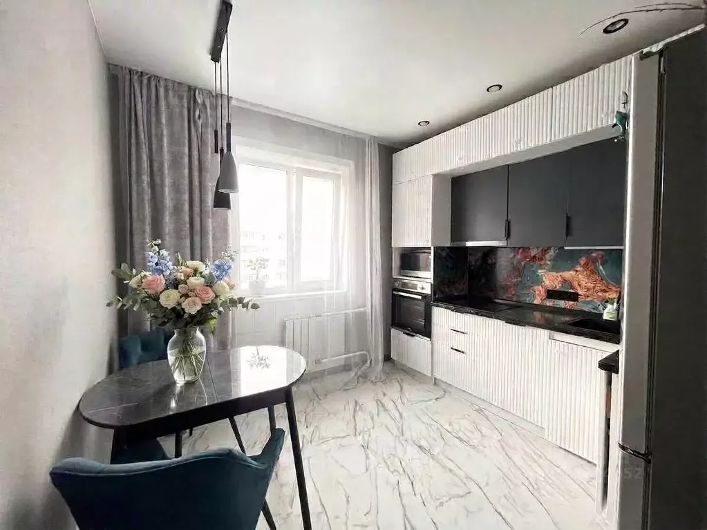 2-к кв. Иркутская область, Иркутск Байкальская ул., 236Б/9 (67.0 м) - Фото 1
