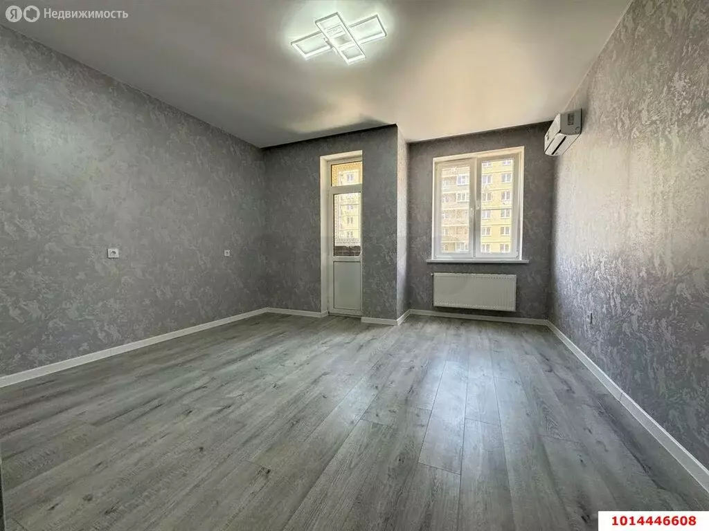 Квартира-студия: Краснодар, улица Лётчика Позднякова, 2к23 (27 м) - Фото 1