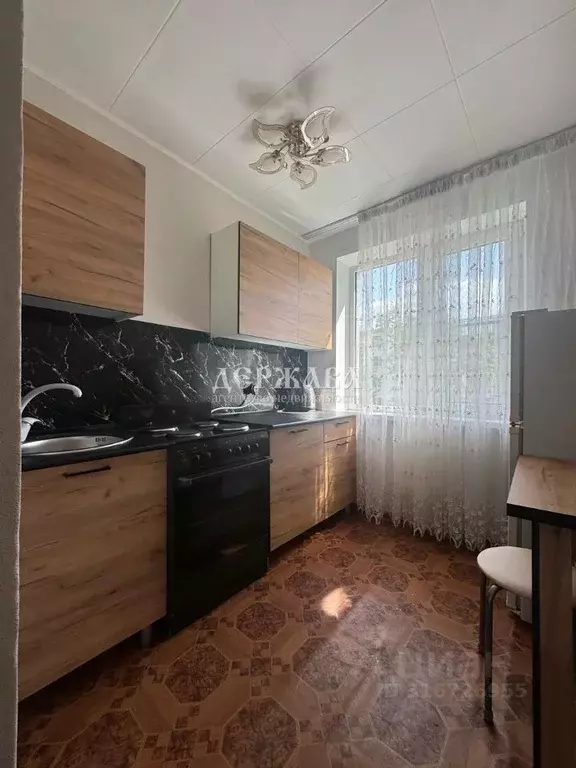 2-к кв. Белгородская область, Старый Оскол Жукова мкр, 12 (47.0 м) - Фото 1