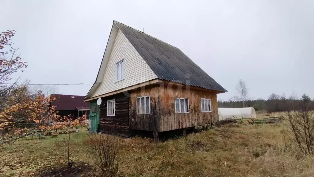 Дом в Новгородская область, Любытинский район, Неболчское с/пос, д. ... - Фото 1
