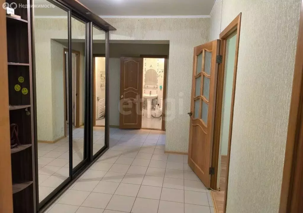 3-комнатная квартира: Ессентуки, Пятигорская улица, 112 (74 м) - Фото 1