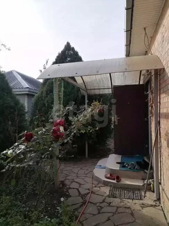 Дом в Ростовская область, Азовский район, Кагальницкое с/пос, Западное ... - Фото 1