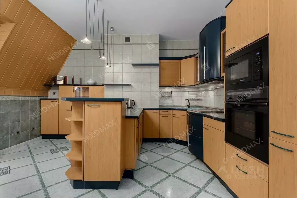 3-к кв. Санкт-Петербург 16-я Васильевского острова линия, 37 (175.0 м) - Фото 2