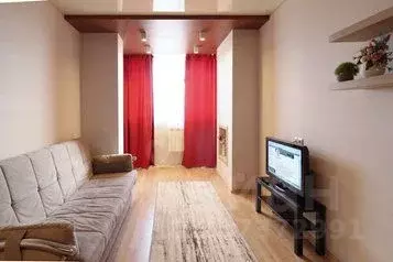 2-к кв. Астраханская область, Астрахань пл. Карла Маркса, 3к1 (10.0 м) - Фото 1