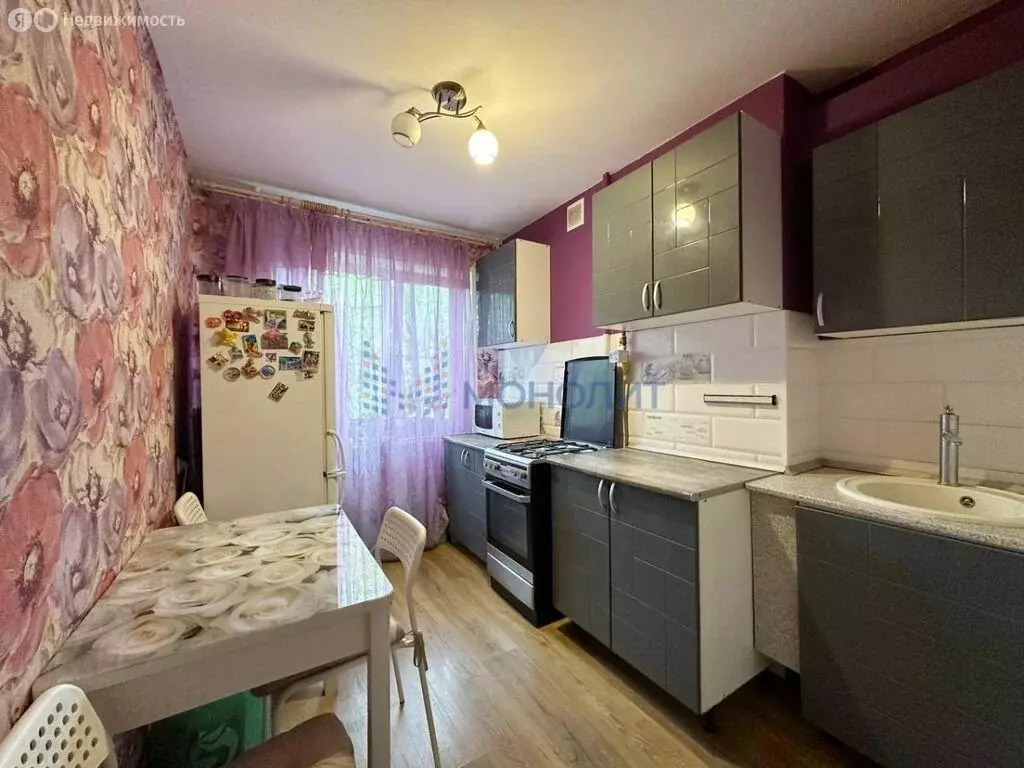 2-комнатная квартира: Нижний Новгород, улица Баренца, 9 (43.6 м) - Фото 0