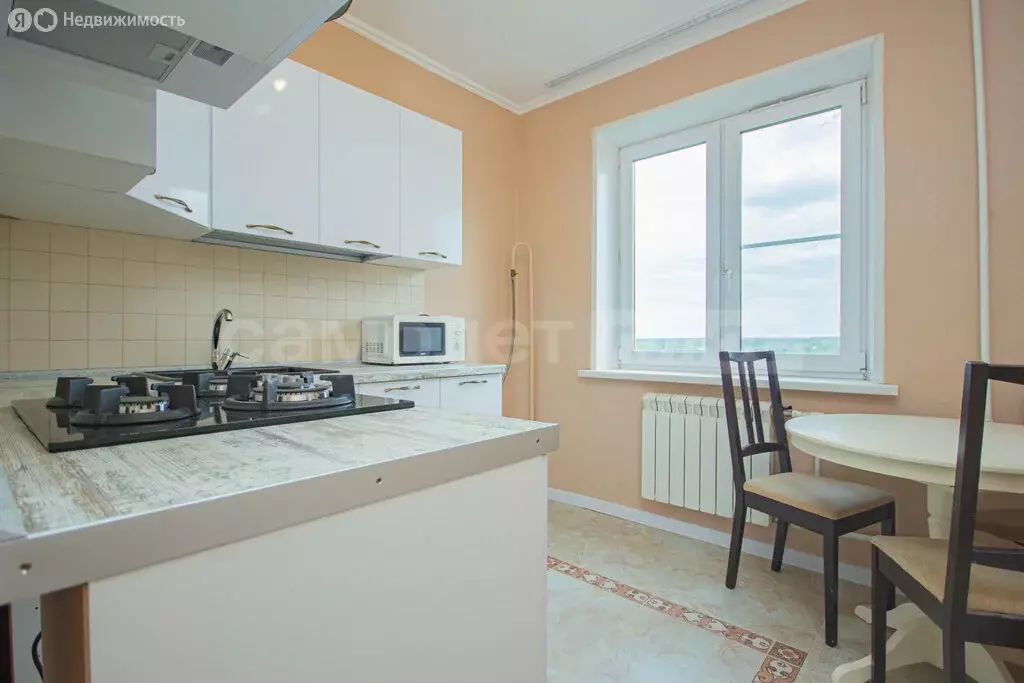 2-комнатная квартира: посёлок городского типа Калининец, 259 (52.5 м) - Фото 0