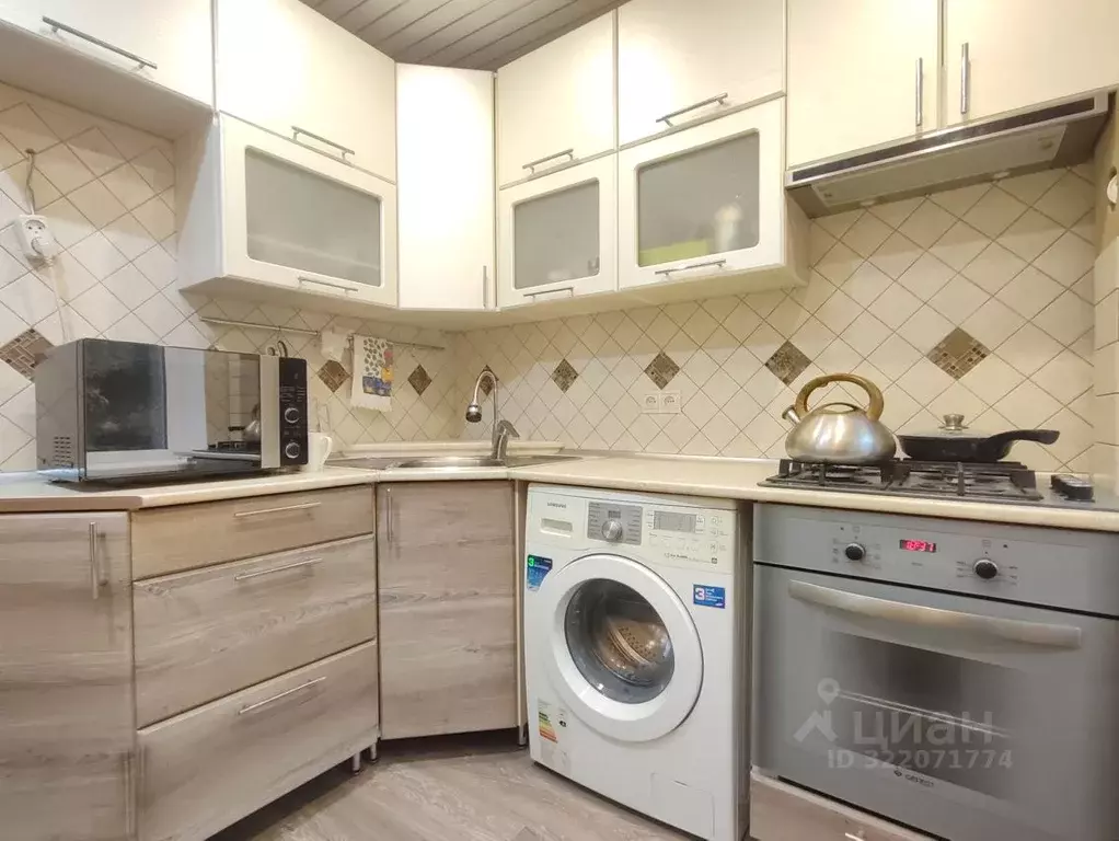 2-к кв. Смоленская область, Смоленск ул. Попова, 4 (40.2 м) - Фото 1