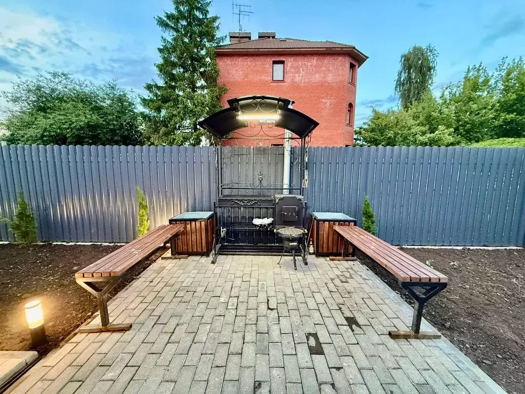 Дом в Тульская область, Тула Московская ул., 1 (100 м) - Фото 1