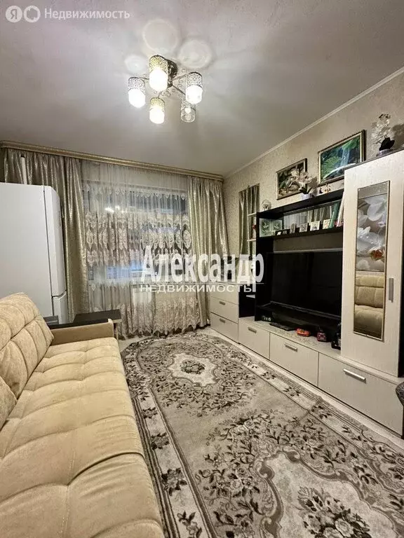 2-комнатная квартира: городской посёлок Приладожский, 4 (45 м) - Фото 1