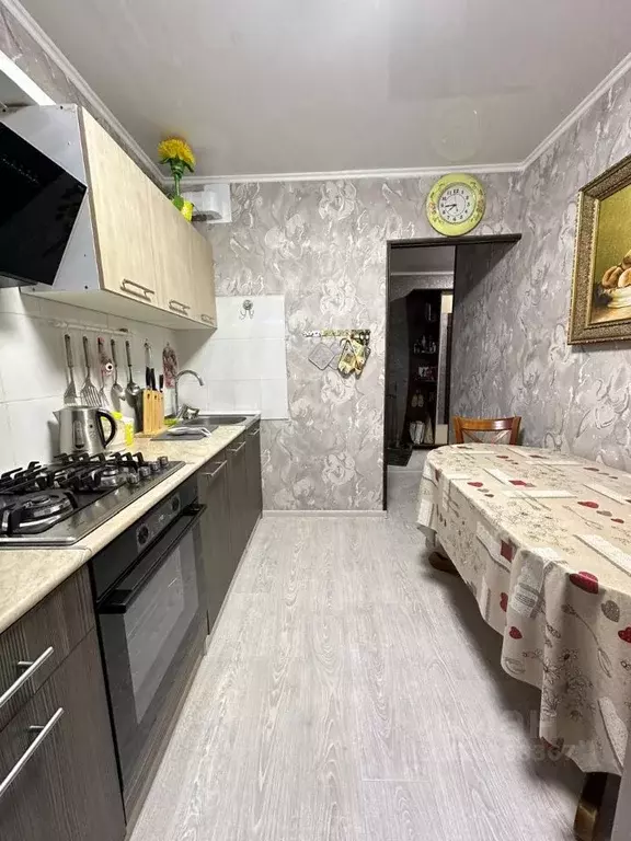 2-к кв. Оренбургская область, Оренбург ул. Родимцева, 6 (52.4 м) - Фото 0