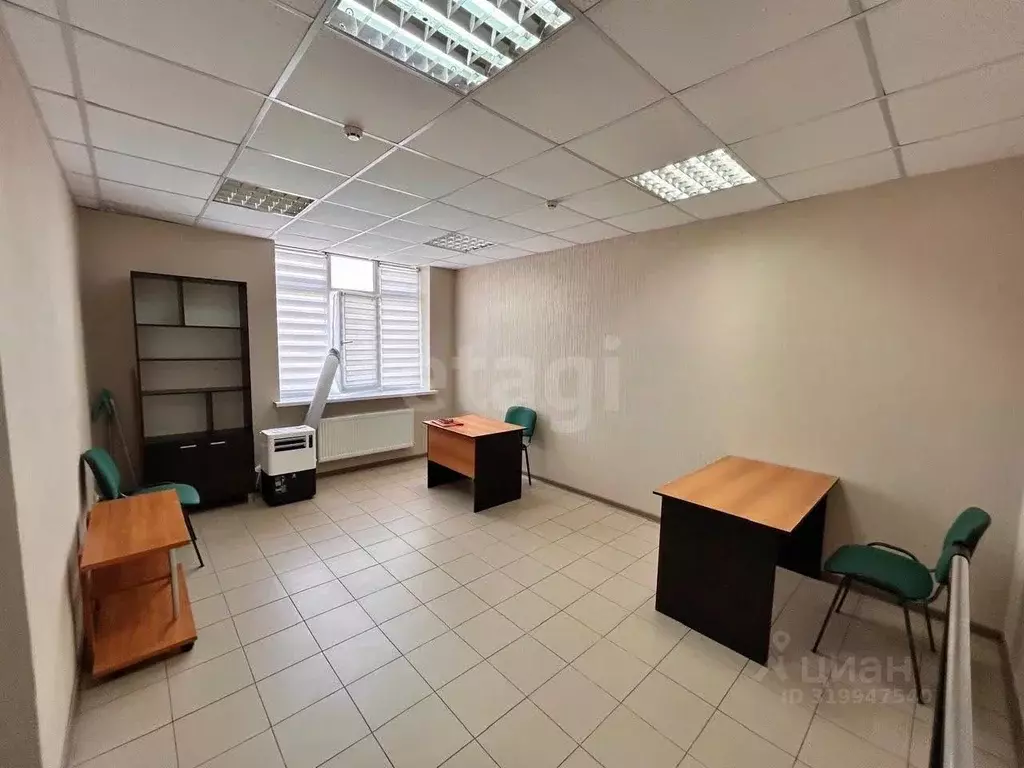Офис в Ставропольский край, Ставрополь ул. Голенева, 21 (20 м) - Фото 1