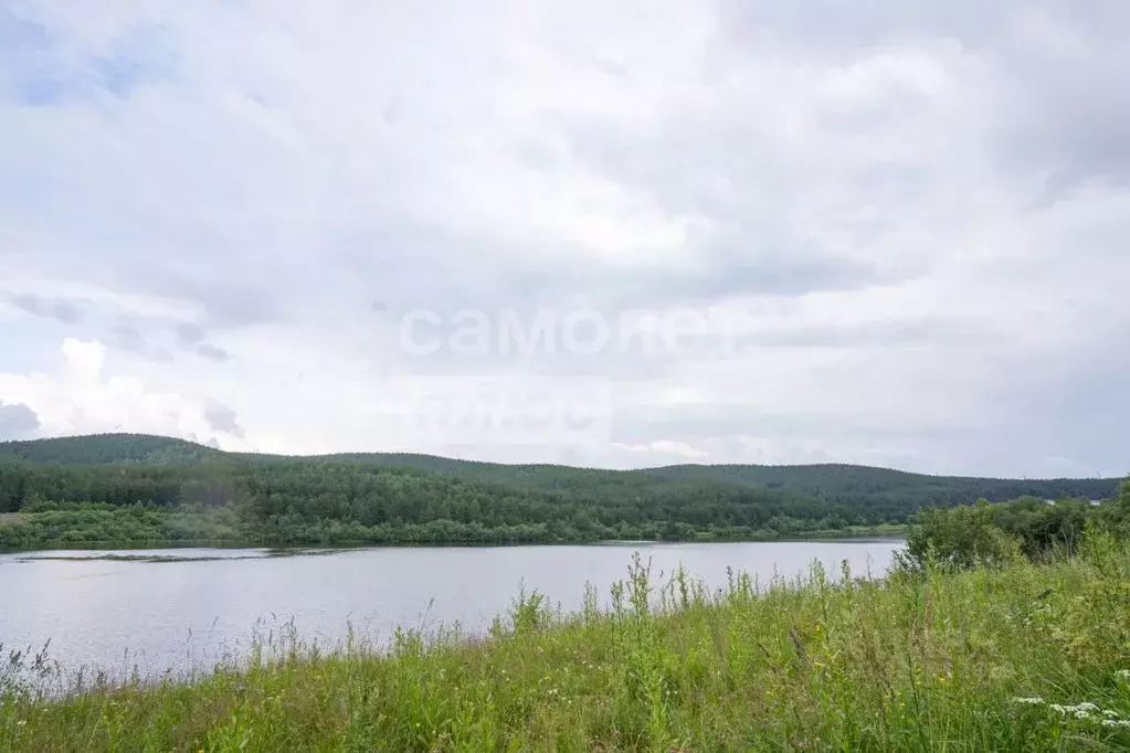 Дом в Челябинская область, Верхний Уфалей ул. Ленина (30 м) - Фото 1