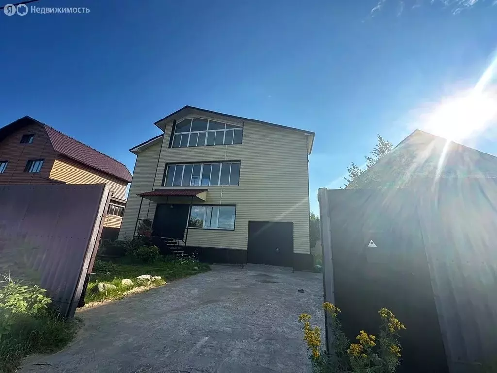 Дом в Архангельск, улица Ленина (350 м) - Фото 1