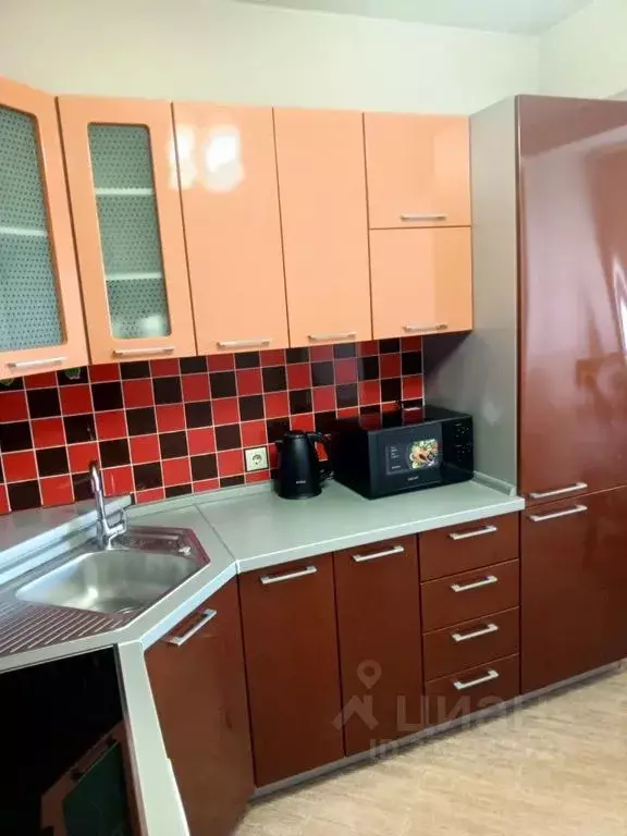 3-к кв. Иркутская область, Иркутск ул. Терешковой, 21 (88.0 м) - Фото 1