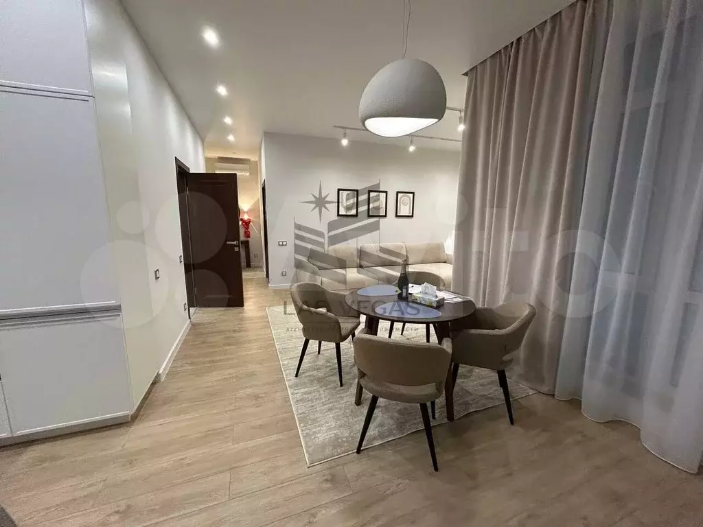 2-к. квартира, 60 м, 1/8 эт. - Фото 1