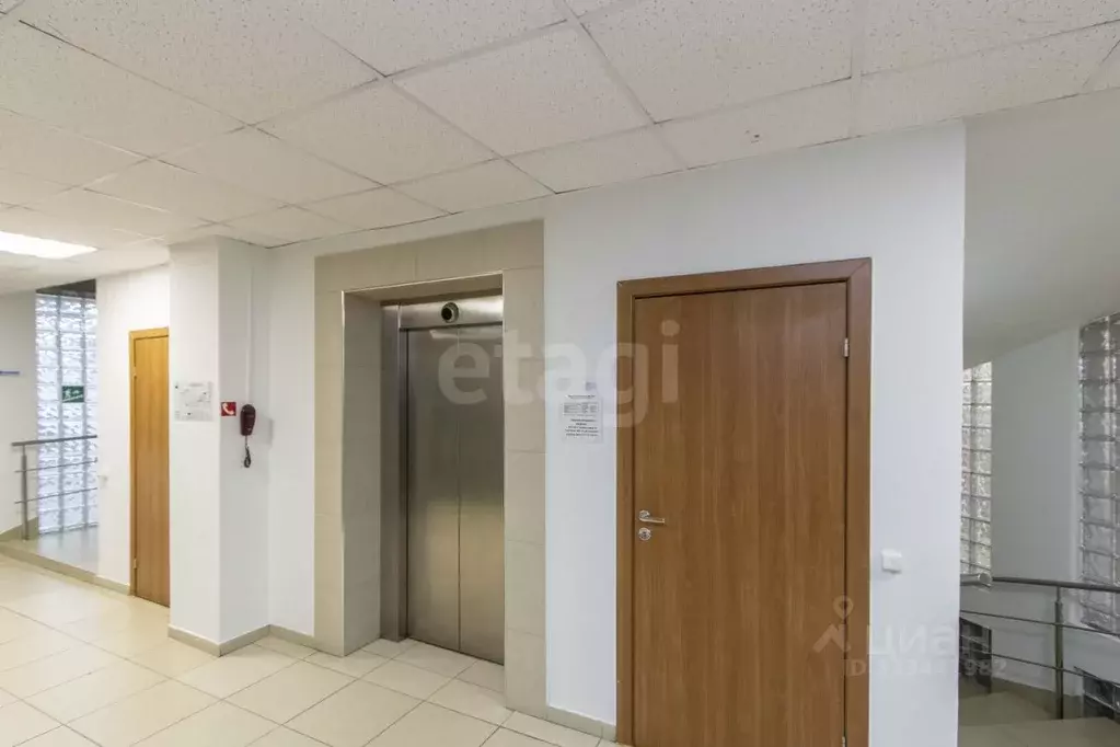 Офис в Тюменская область, Тюмень ул. Ленина, 2А (180 м) - Фото 2