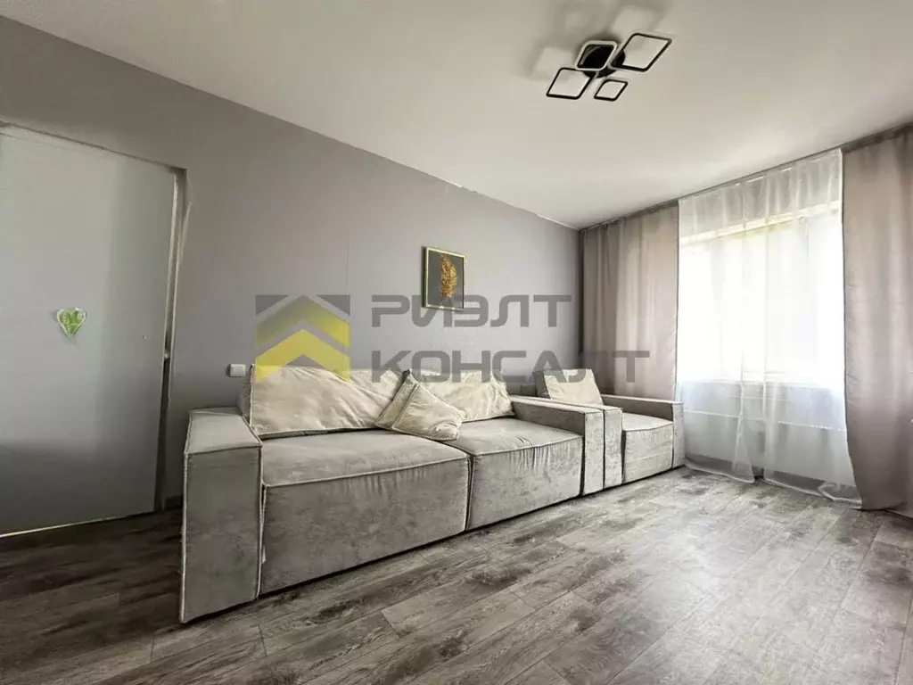 1-к кв. Омская область, Омск проезд 1-й Амурский, 5к1 (36.9 м) - Фото 1