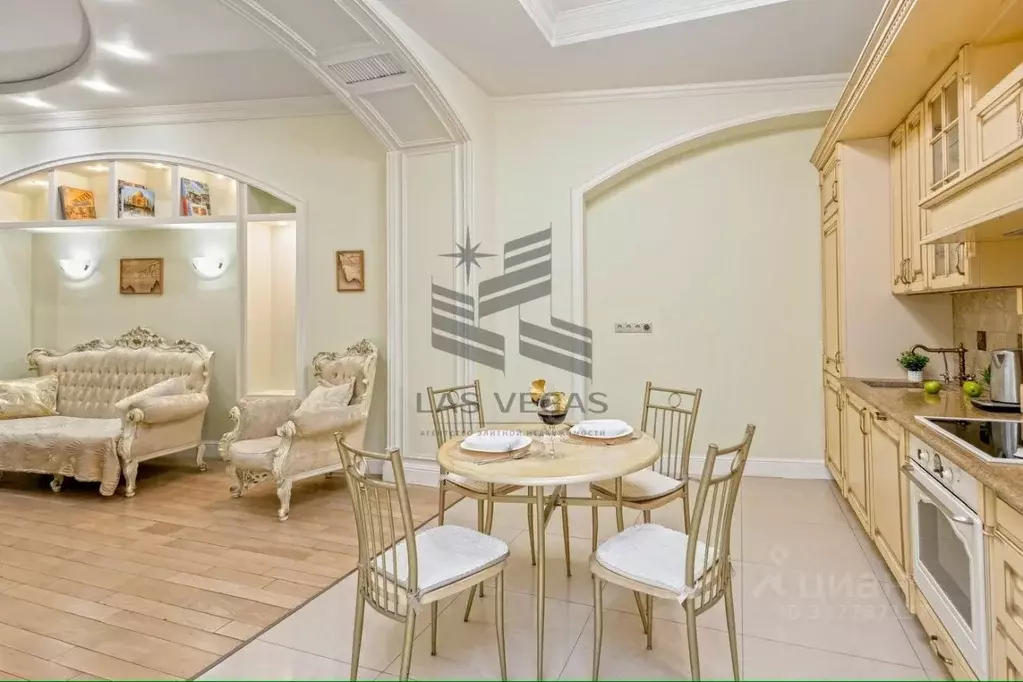 2-к кв. Москва Цветной бул., 23С1 (67.0 м) - Фото 0