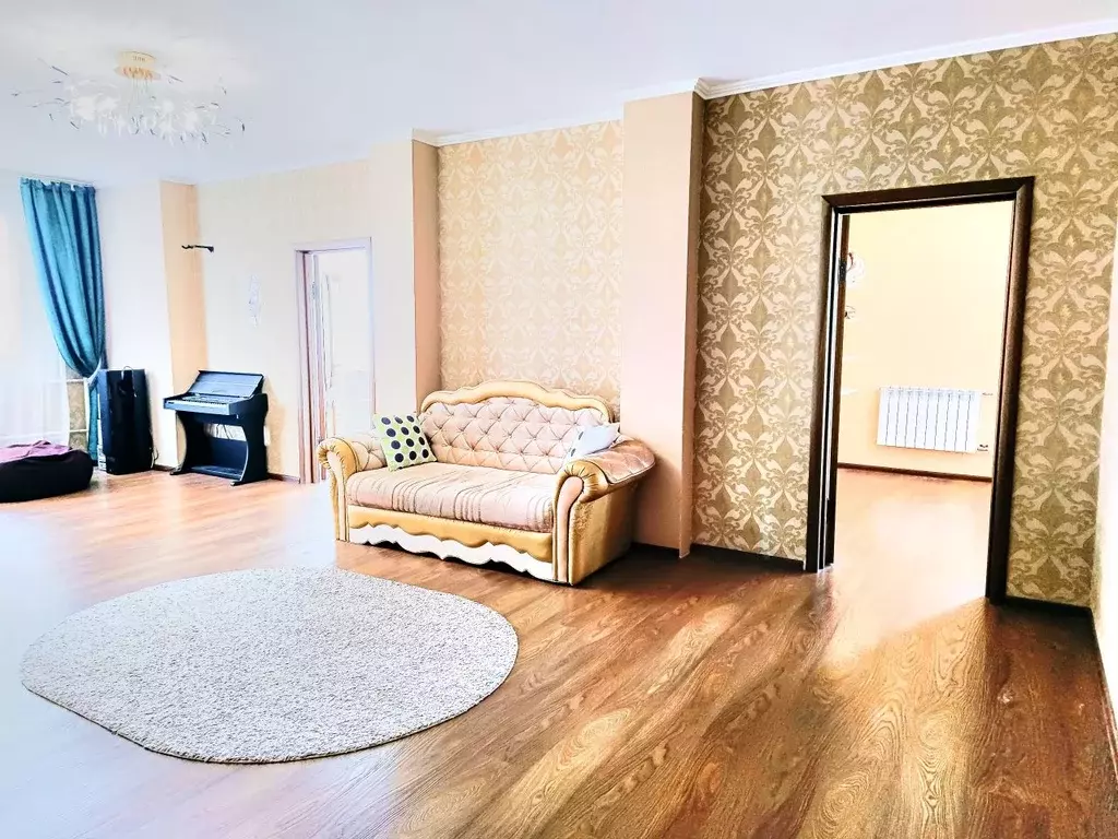 3-к кв. Курская область, Курск ул. Челюскинцев, 25 (114.8 м) - Фото 1