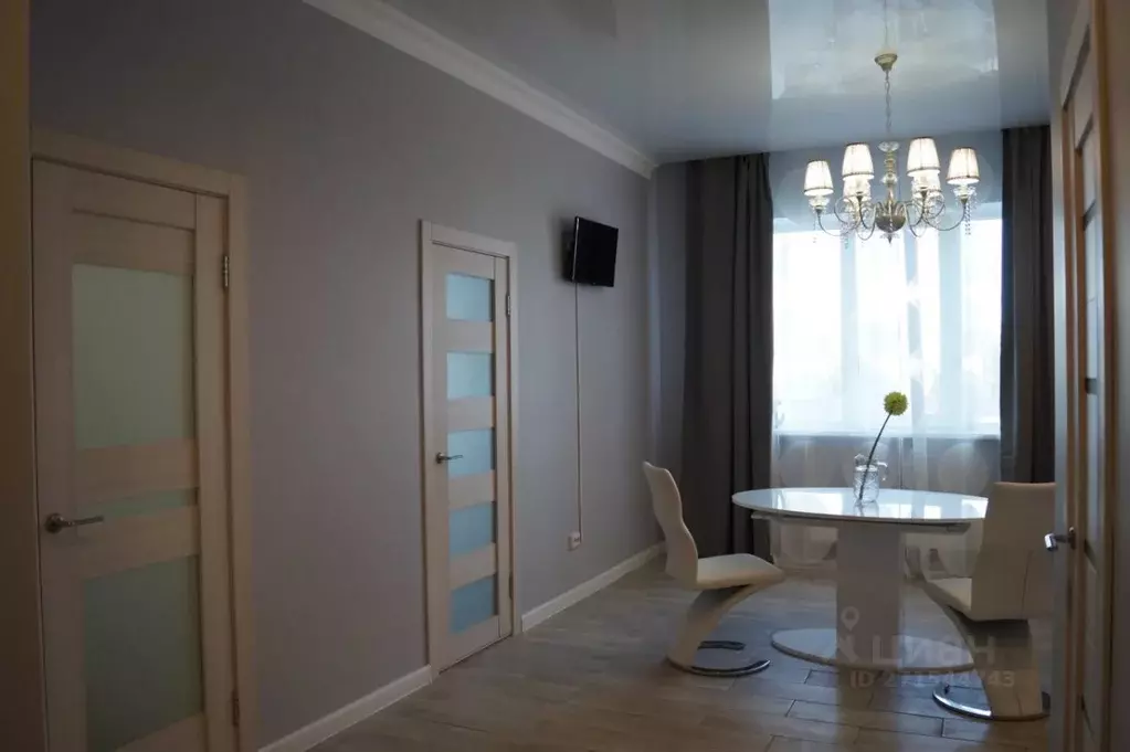 2-к кв. Татарстан, Казань ул. Павлюхина, 110В (67.0 м) - Фото 1