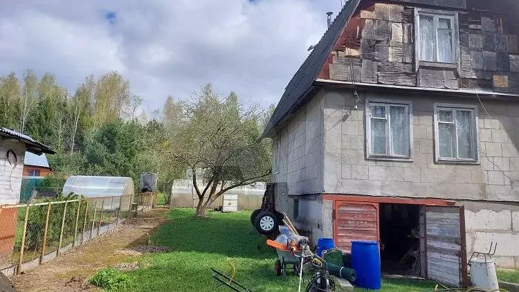 Дача 80 м на участке 10 сот. - Фото 0
