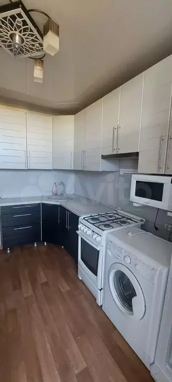 2-к. квартира, 56 м, 5/5 эт. - Фото 0
