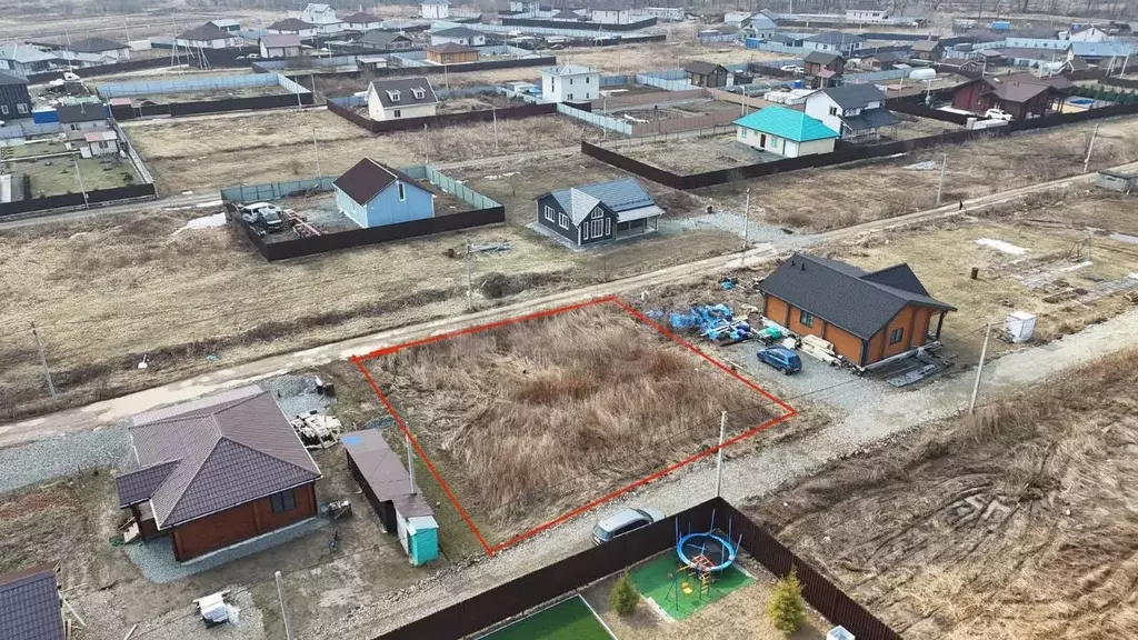 Участок в Приморский край, Надеждинский район, пос. Соловей-Ключ ул. ... - Фото 0