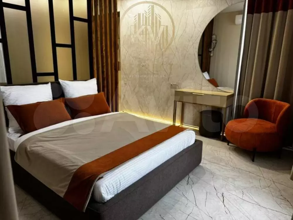 1-к. квартира, 60 м, 5/10 эт. - Фото 1