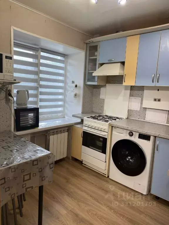 3-к кв. Нижегородская область, Дзержинск ул. Пирогова, 37 (42.7 м) - Фото 1