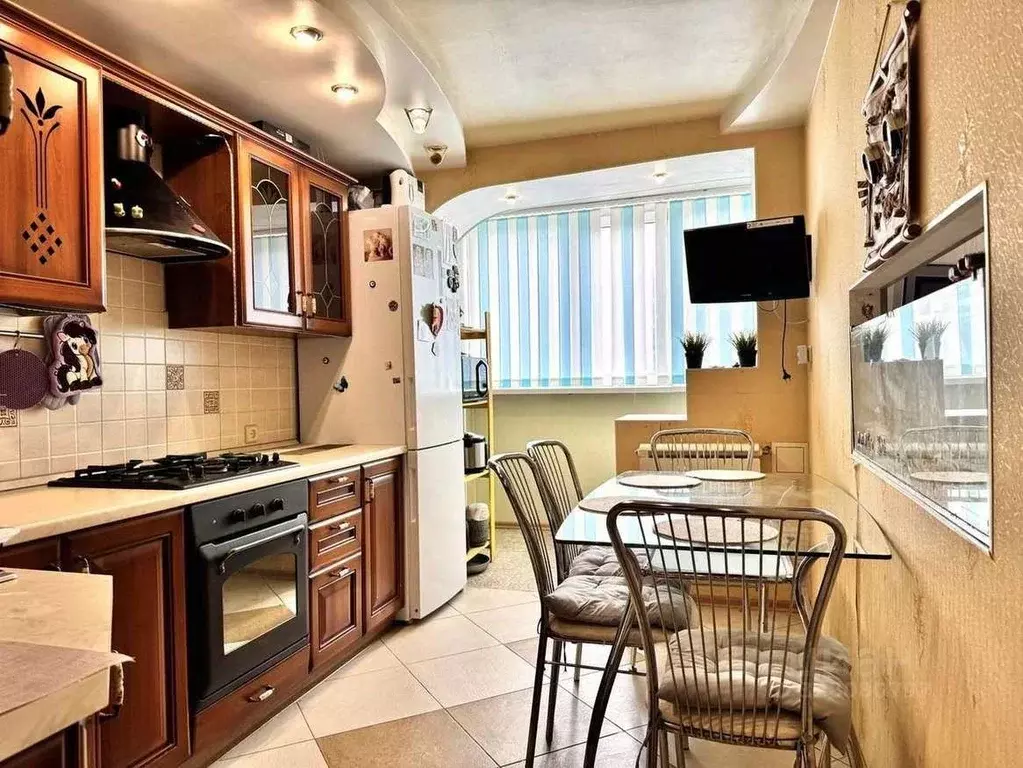 3-к кв. Волгоградская область, Волжский ул. Волжской Военной Флотилии, ... - Фото 1