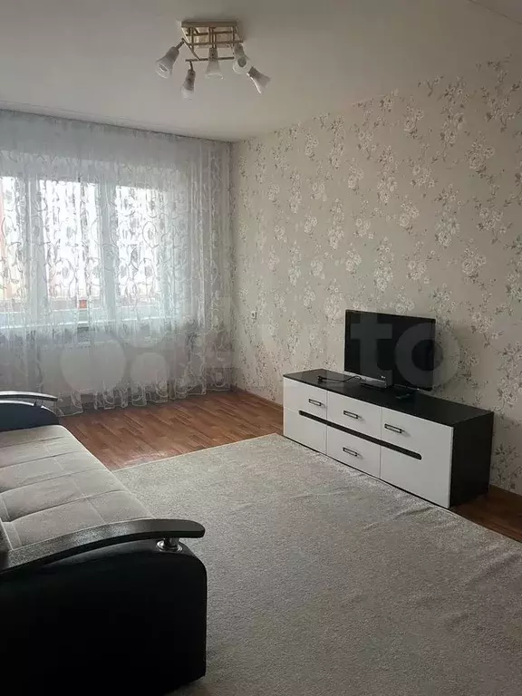2-к. квартира, 56 м, 7/10 эт. - Фото 1