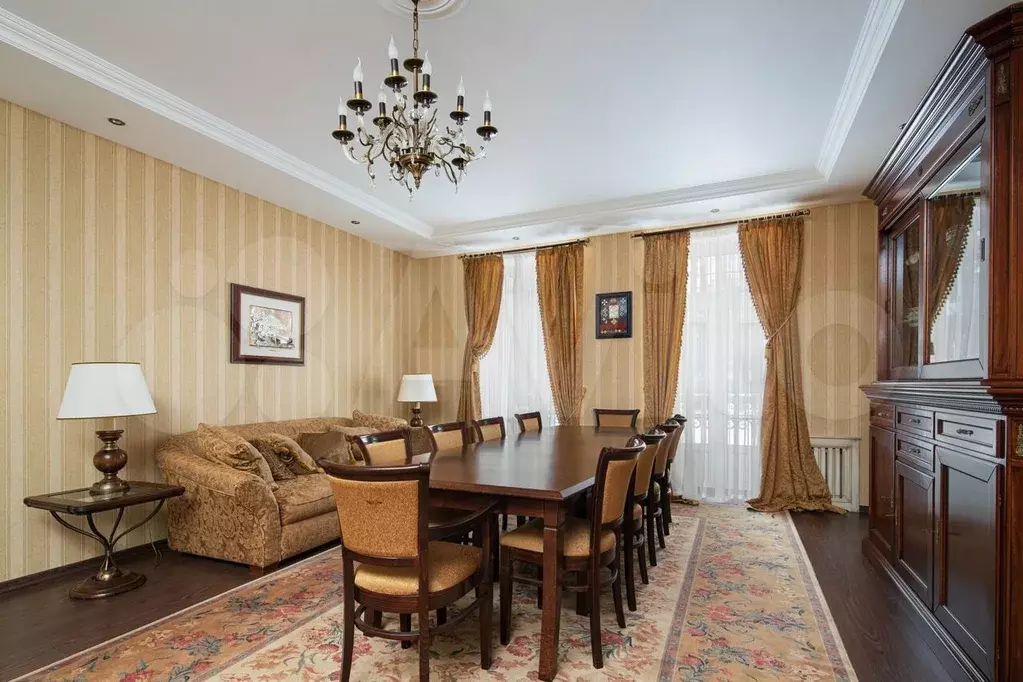 Коттедж 850 м на участке 61 сот. - Фото 0