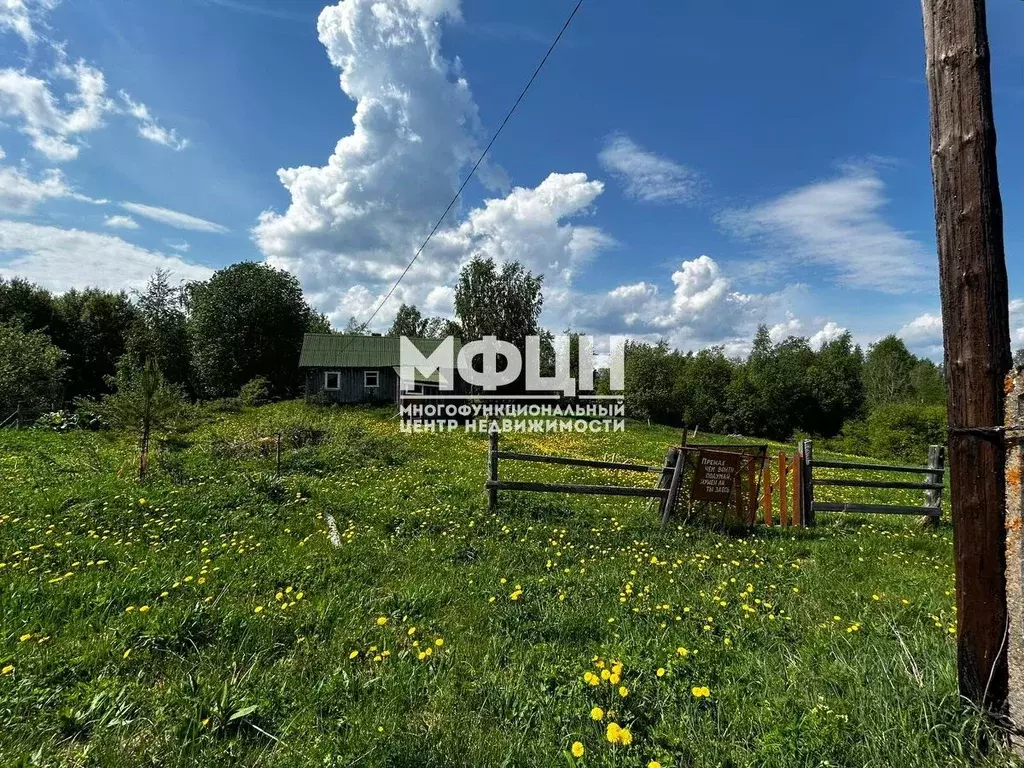 Участок в Ленинградская область, Подпорожское городское поселение, д. ... - Фото 0