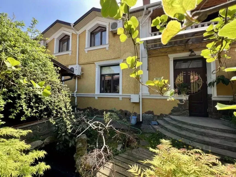 Дом в Севастополь ул. Катерная, 4 (264 м) - Фото 1