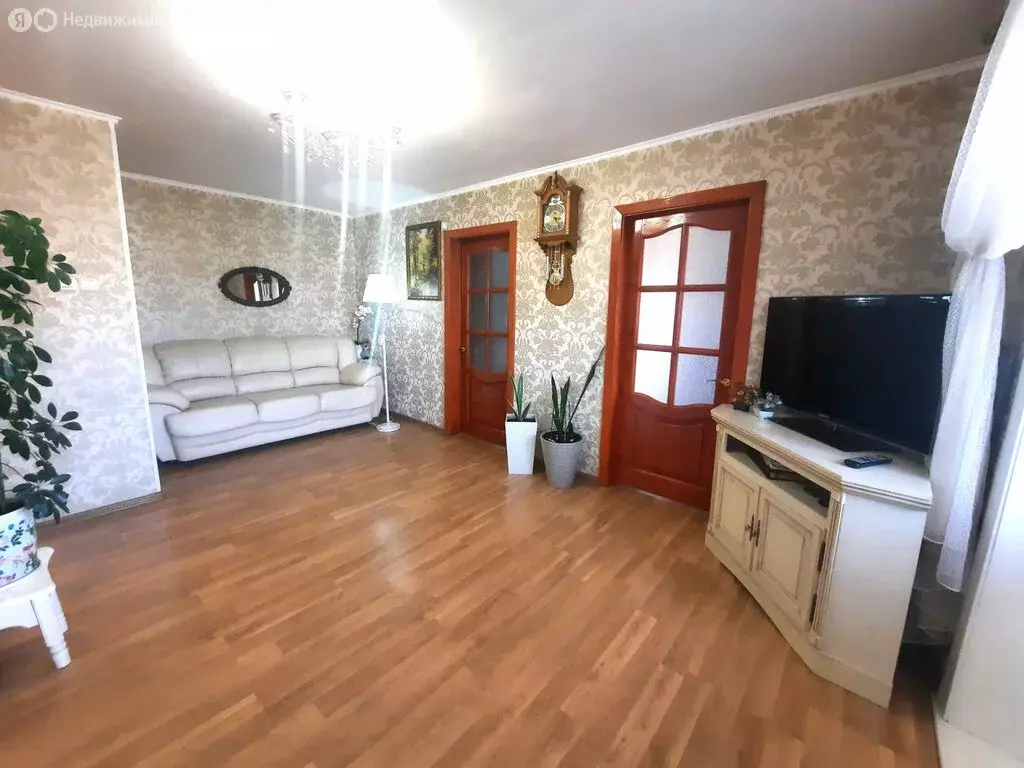 3-комнатная квартира: Улан-Удэ, Комсомольская улица, 44 (49.5 м) - Фото 1