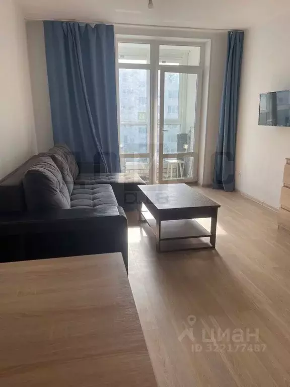 1-к кв. Свердловская область, Екатеринбург ул. Победы, 102 (43.4 м) - Фото 1